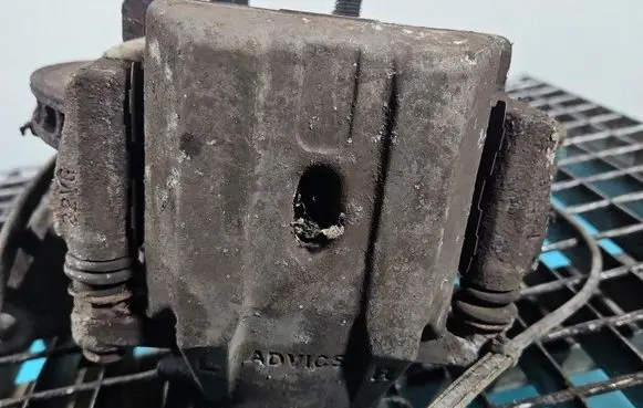 Toyota Prius (XW20) Front brake caliper IMPRK1529986