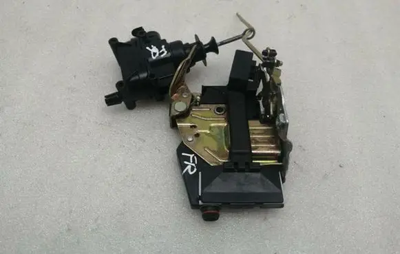 Mercedes-Benz SL R129 Front door lock A1297201635