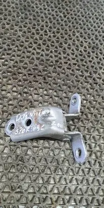 KIA Sportage Front door upper hinge 793202H000
