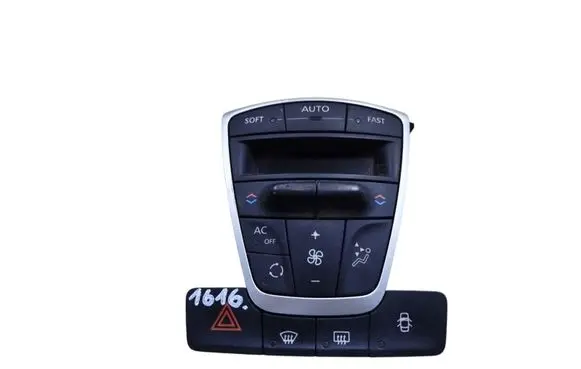 Renault Laguna III Speedometer (instrument cluster) 275100000R 275100002R