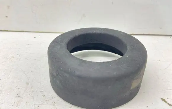 Mercedes-Benz 190 W201 Front coil spring rubber mount 2013211184 A2013211184