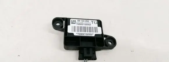 Opel Zafira A Airbag deployment crash/impact sensor 09133263 5WK42856