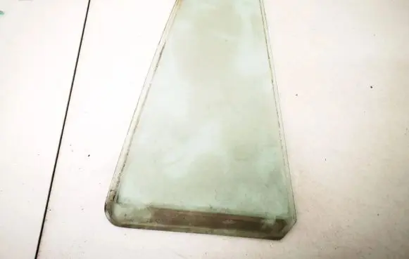 Mazda Premacy Rear vent window glass 