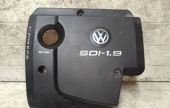 Volkswagen Golf IV Engine cover (trim) 038103925L