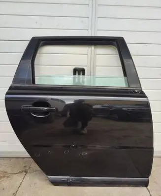 Volvo V70 Rear door 