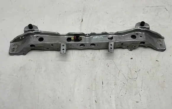 Top upper radiator support slam panel