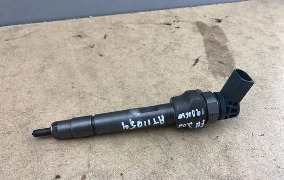Fuel injector