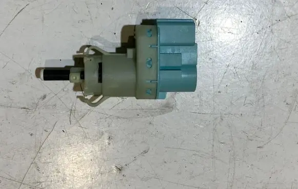 Ford Mustang VI Brake pedal sensor switch GL3T9G854BA
