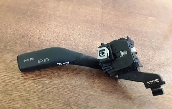 Volkswagen Golf V Indicator stalk 1K0953513 CZK03
