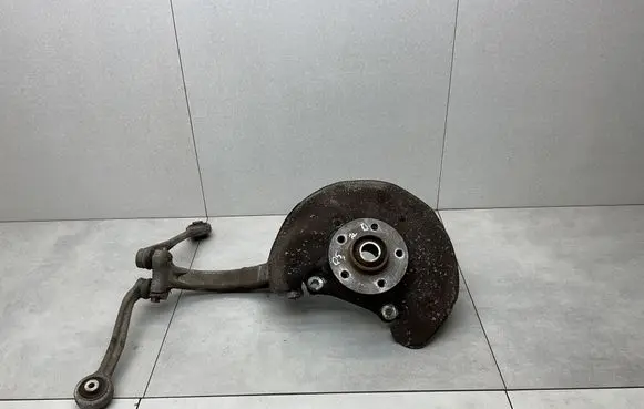Audi Q5 SQ5 8R Front wheel hub