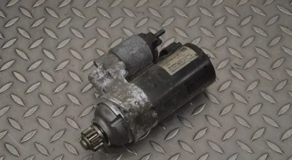 Mercedes-Benz A W176 Starter motor A2709060700