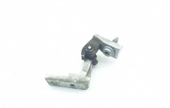 Audi A4 S4 B7 8E 8H Rear door upper hinge 8E0831402A
