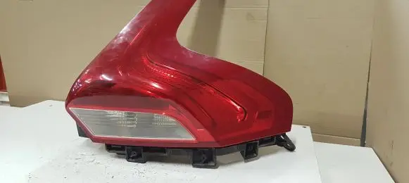 Volvo V40 Rear/tail lights 31395845 R10021220204