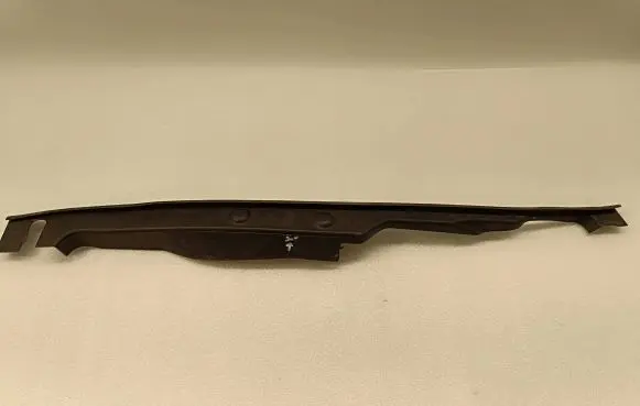 Audi A4 S4 B9 Fender end trim 8W0820582