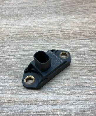 Mercedes-Benz S W220 Airbag deployment crash/impact sensor 0025426918 02W40
