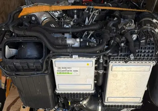 Mercedes-Benz C W206 Engine swap 139580