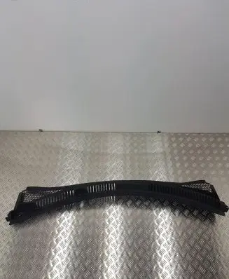 Citroen C3 Wiper trim 9684150580 L1020732 N4188