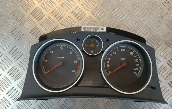 Opel Zafira B Speedometer (instrument cluster) 13309003 SW7655