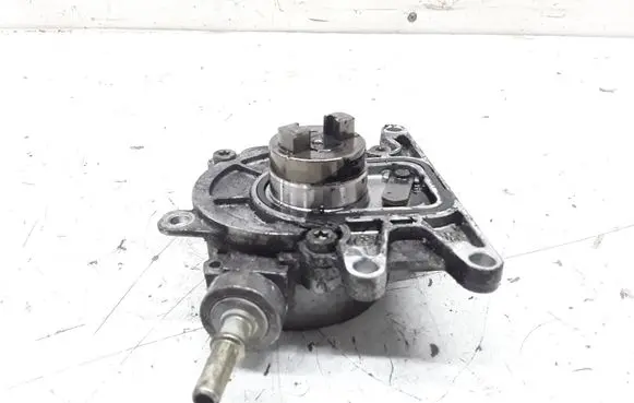 Opel Signum Vacuum pump 24465382