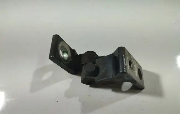 Skoda Superb B6 (3T) Rear door lower hinge 
