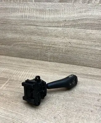 BMW 3 E46 Indicator stalk 8363668 01104010