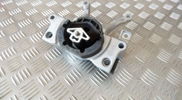 BMW 5 G30 G31 G38 Gearbox mount 6862577