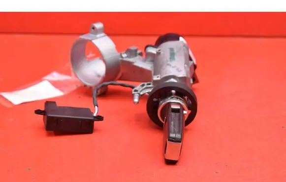 Opel Astra J Ignition lock 313170S4