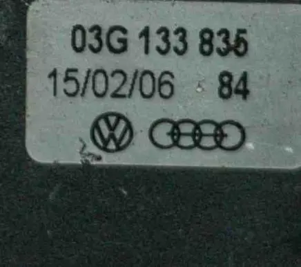 Audi A4 S4 B7 8E 8H Air filter box 03G133835