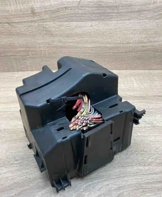 Citroen Xsara Picasso Fuse module 9628024480 9642294980