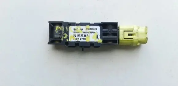Nissan Almera N16 Airbag deployment crash/impact sensor 98830AY000