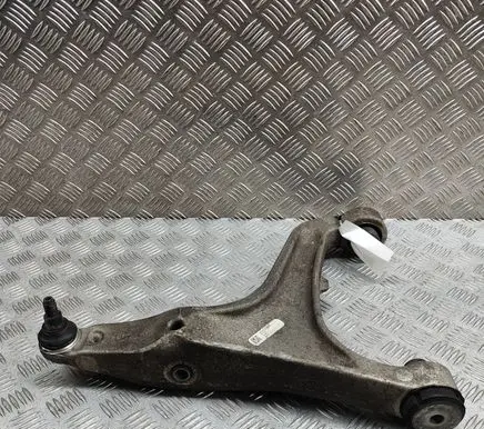 Maserati Ghibli Front lower control arm/wishbone 6700390290