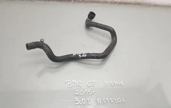 BMW 5 GT F07 Engine coolant pipe/hose 9208183