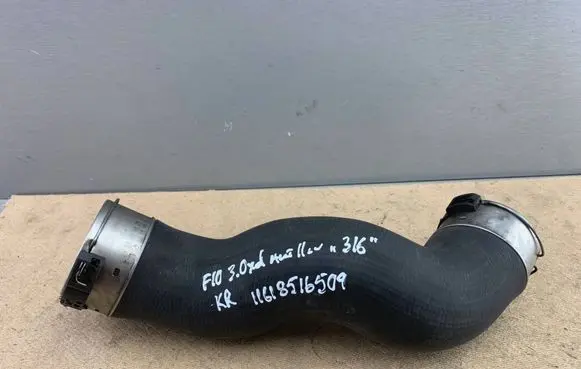 BMW 5 F10 F11 Intercooler hose/pipe 8516509 11618516509