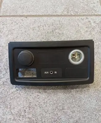 BMW 5 E39 Cigarette lighter trim rear 7034100 9117364 319950000