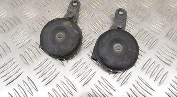Toyota Prius (XW50) Horn signal 8652047030 8651047050