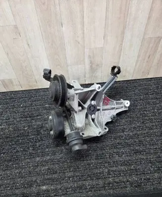 BMW 5 G30 G31 G38 Water pump 7644810 11517644810