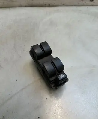 Mazda 3 I Electric window control switch BP4L66350