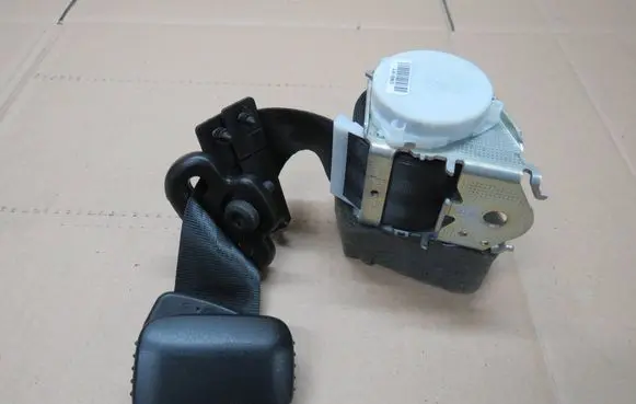Ford S-MAX Middle seatbelt (rear) 