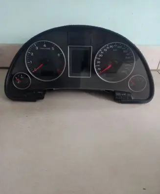 Audi A4 S4 B7 8E 8H Speedometer (instrument cluster) 8E0920900S