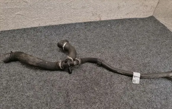 Jaguar F-Pace Engine coolant pipe/hose KK8M8260 KK8M8260AC
