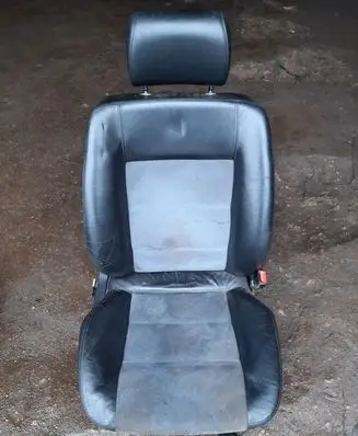 Front passenger seat