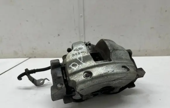 Volvo XC60 Front brake caliper 32373384