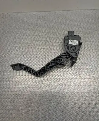 Peugeot 207 Accelerator throttle pedal 9681530380 04052006 6PV00908301