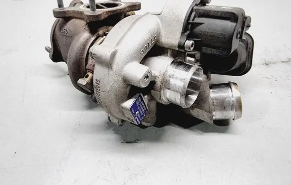 Citroen DS7 Crossback Turbo 1647284680 9813852580