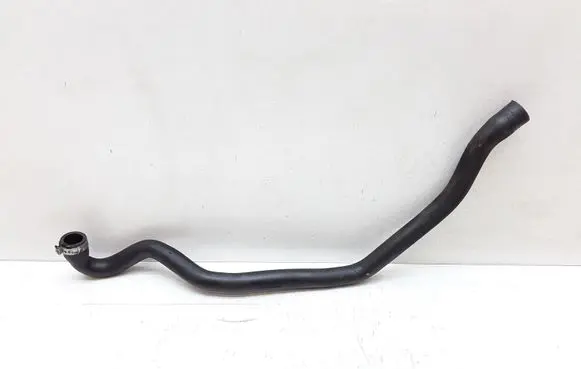 Volvo XC90 Breather/breather pipe/hose 30757220