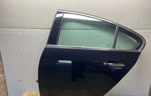 Rear door