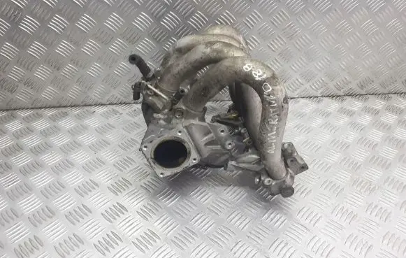 Nissan Almera Tino Intake manifold