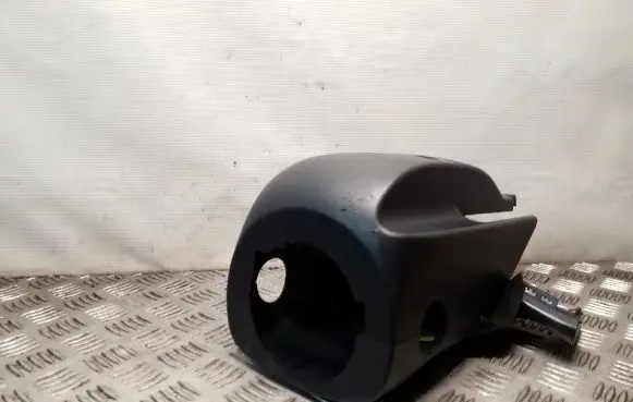 Steering wheel column trim