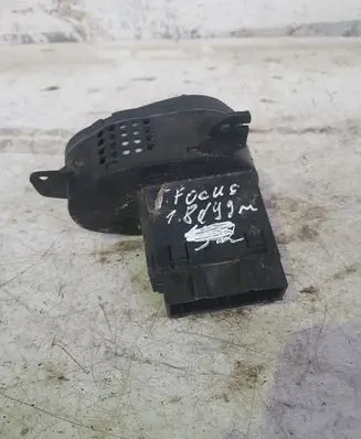 Ford Focus Light switch