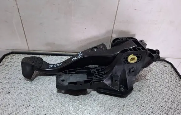 Seat Leon (5F) Brake pedal 5Q2721058AE
